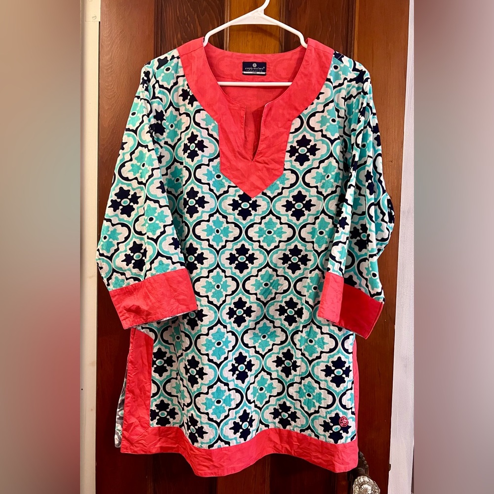 EUC Simply Southern Top Size L